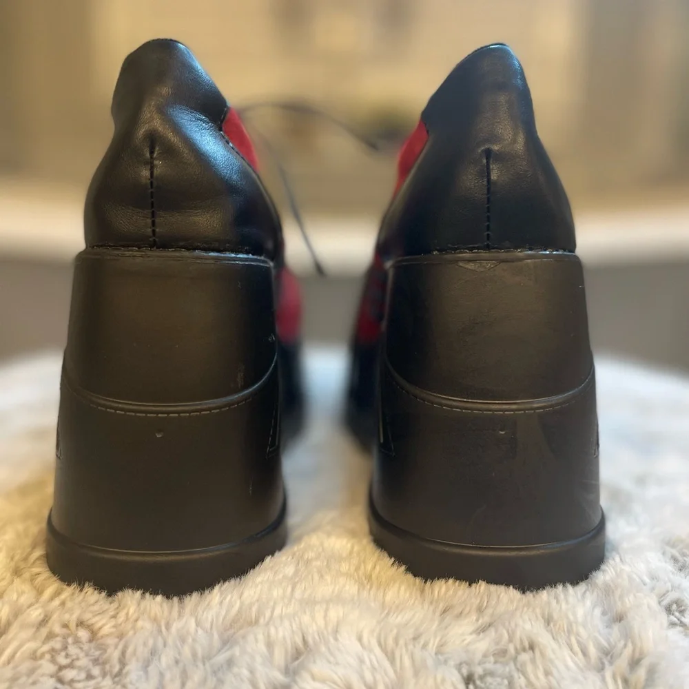 “ GEORGIA FANS”Ladies Platform Blk/Red Platform Bootie - Picture 4 of 5